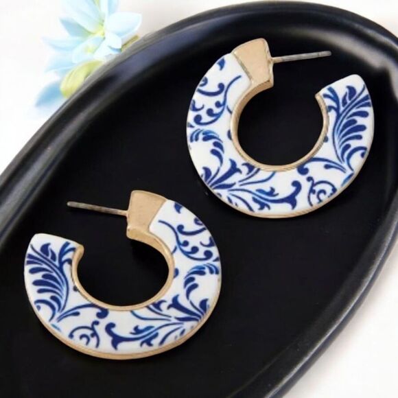 Blue Floral Porcelain Ceramic Wide Hoop Earrings Retro Pierced Women's Jewelry - Picture 1 of 9